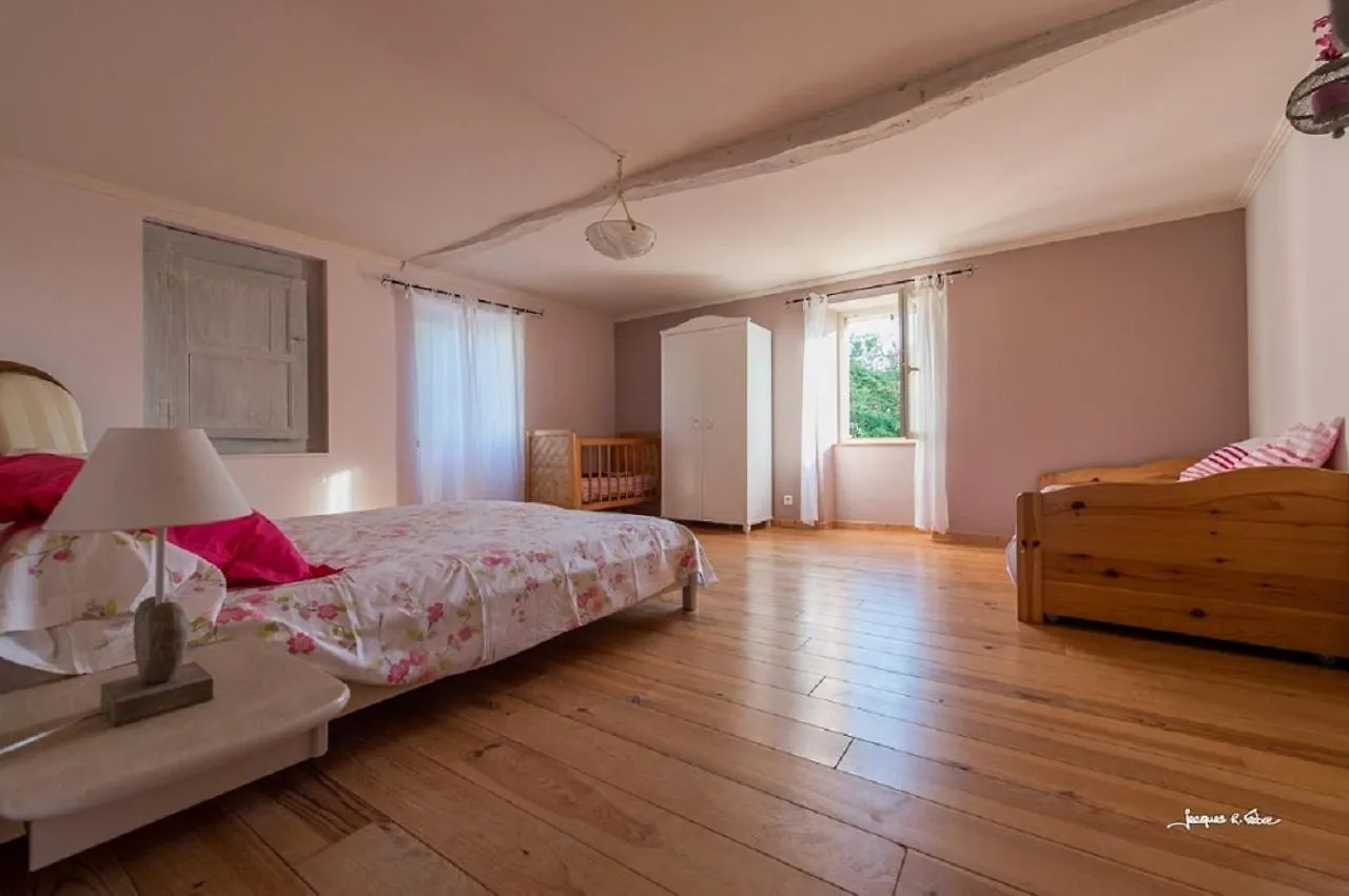 Holiday home Domaine Des Clauzes Villa Fauch